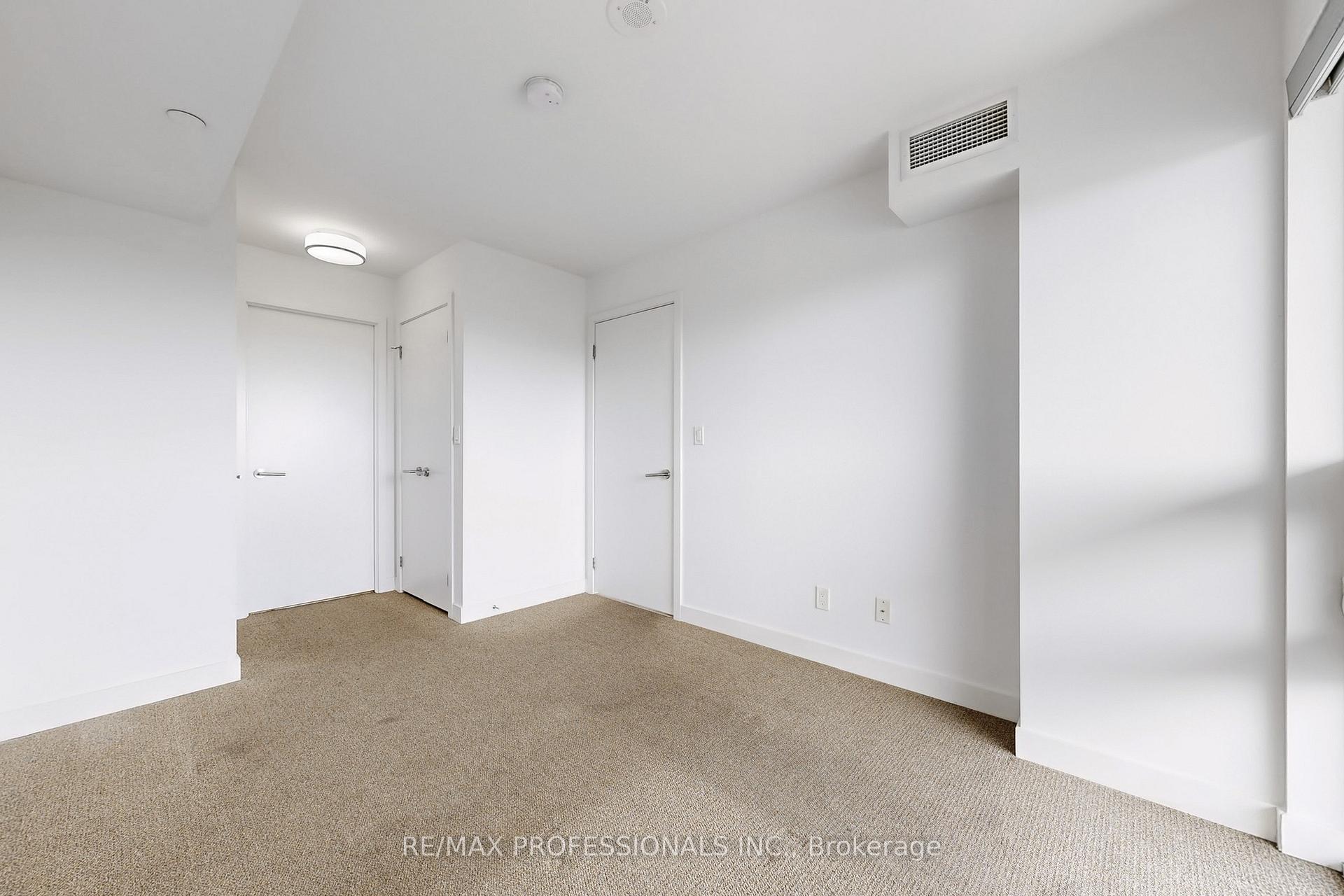 Photo 11 of Unit 613, 120 Varna Drive, Toronto, Englemount-Lawrence — HOMEH