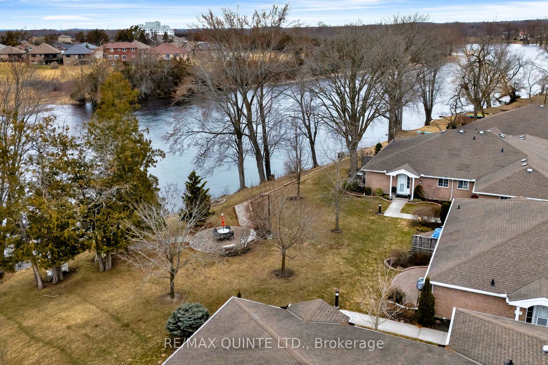 Photo 4 of Unit 10, 351 Cannifton Road, Belleville, Thurlow Ward — HOMEH