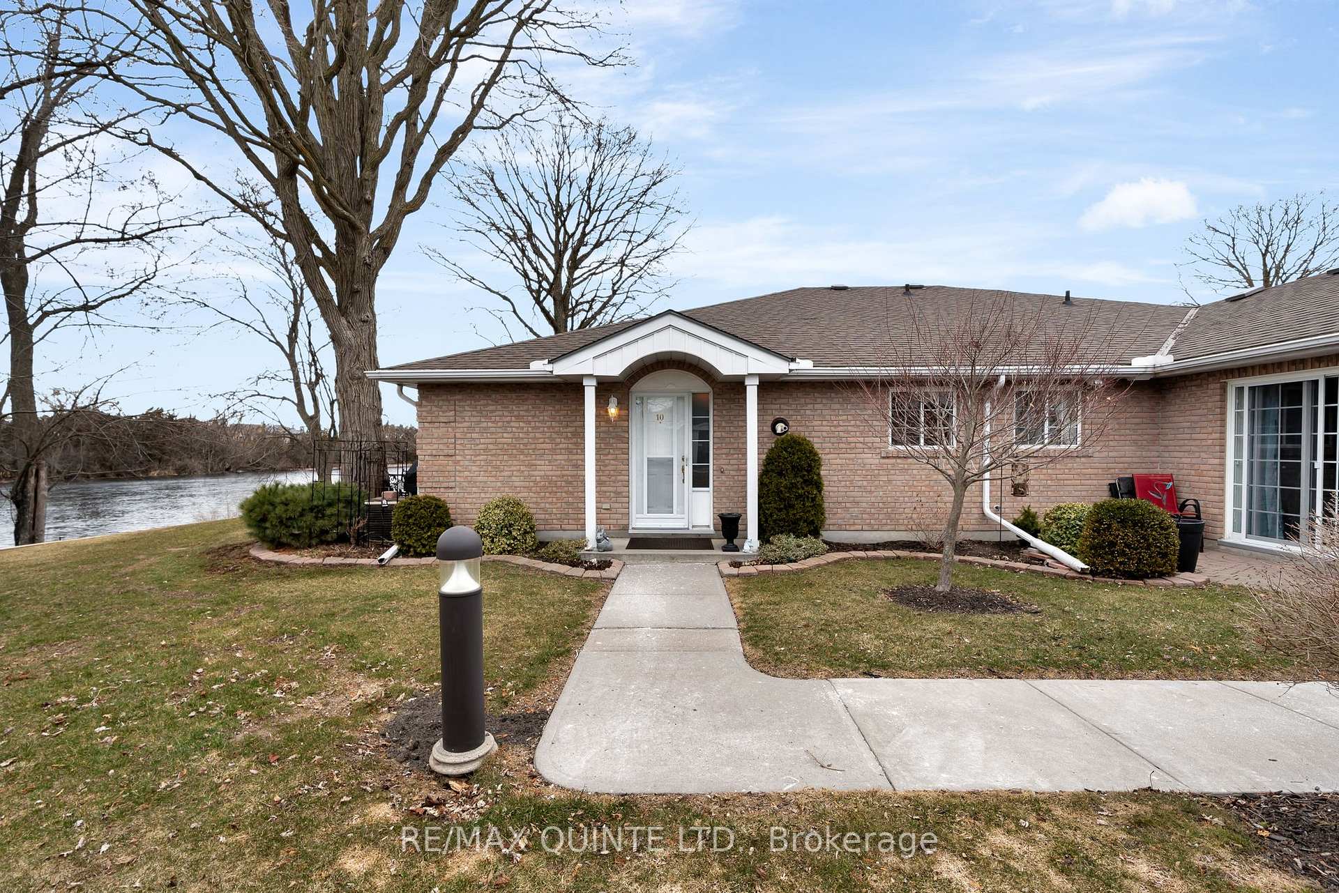 Photo 10 of Unit 10, 351 Cannifton Road, Belleville, Thurlow Ward — HOMEH