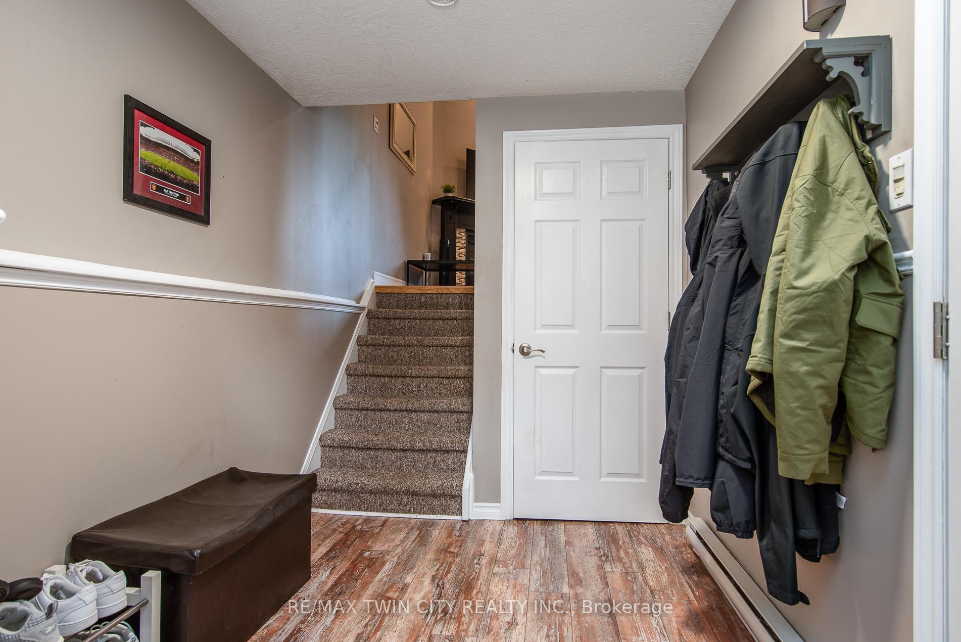 Photo 13 of Unit 9, 80 Old Country Drive, Kitchener — HOMEH
