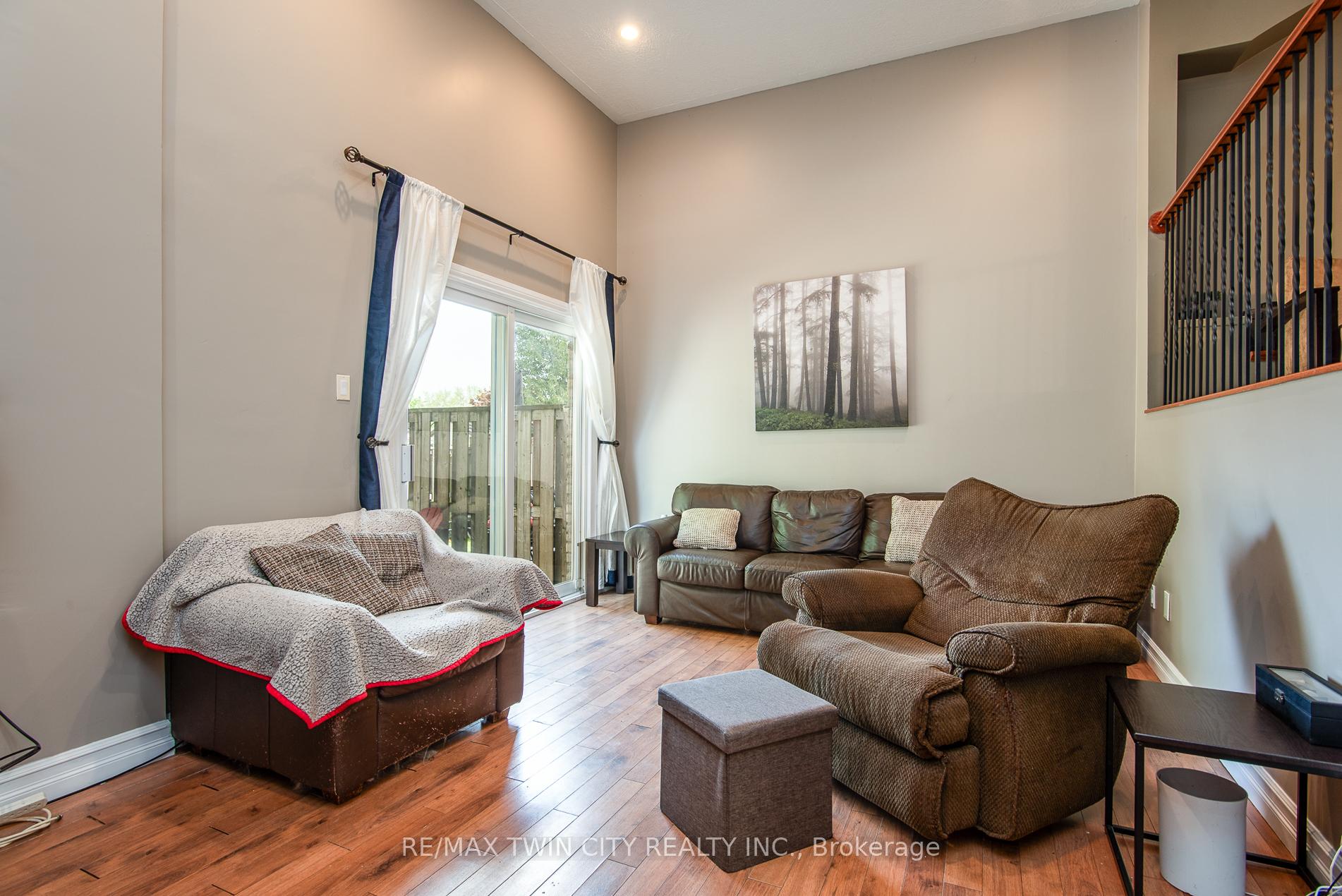 Photo 15 of Unit 9, 80 Old Country Drive, Kitchener — HOMEH