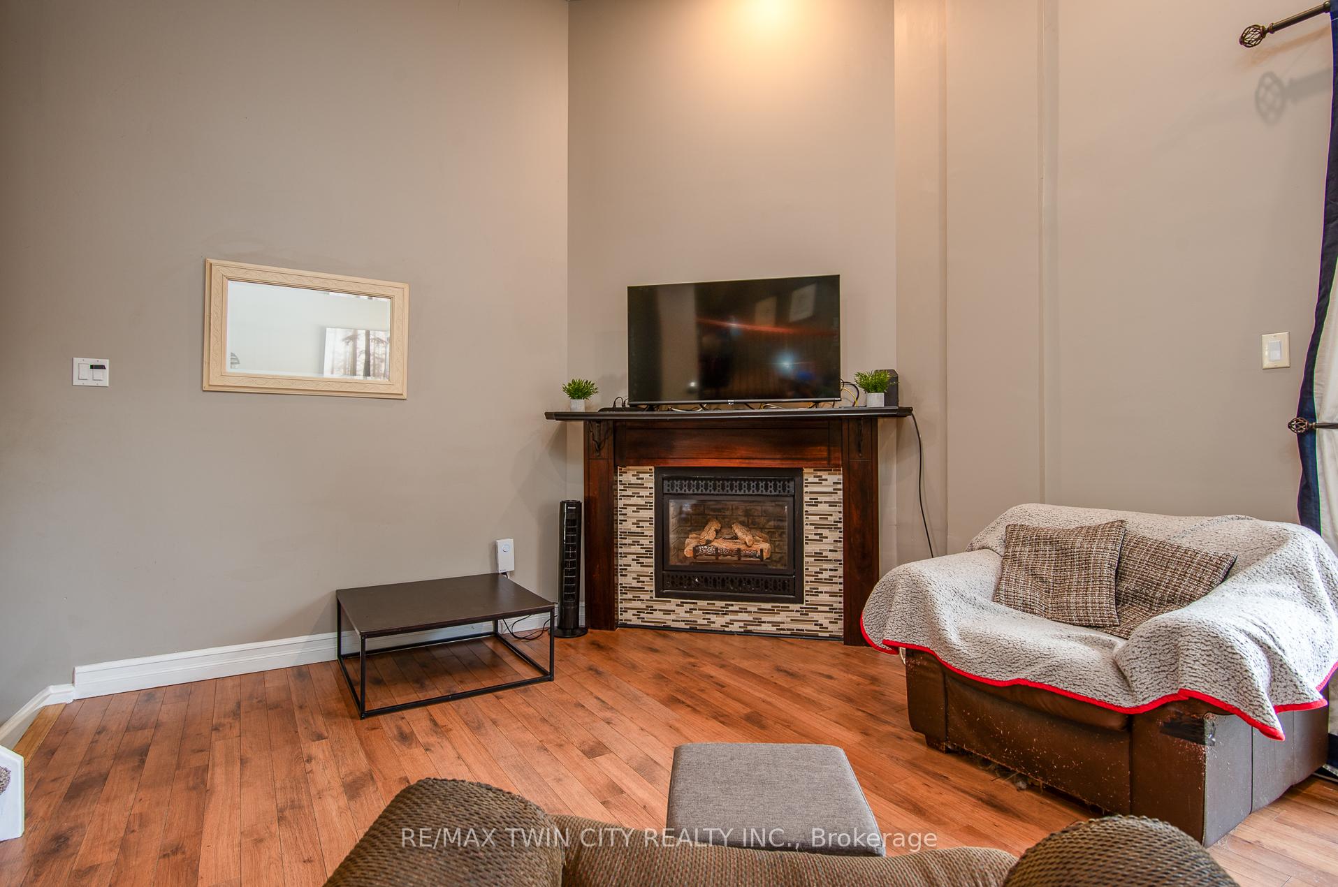 Photo 17 of Unit 9, 80 Old Country Drive, Kitchener — HOMEH
