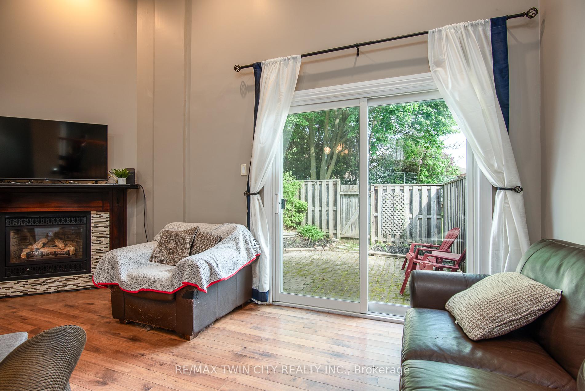 Photo 18 of Unit 9, 80 Old Country Drive, Kitchener — HOMEH