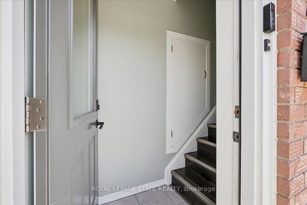 Photo 13 of Unit 7, 912 Rymal Road E, Hamilton, Broughton — HOMEH