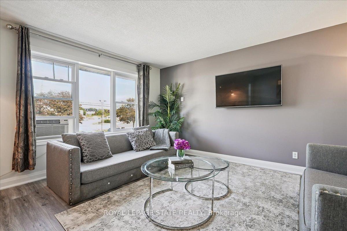 Photo 16 of Unit 7, 912 Rymal Road E, Hamilton, Broughton — HOMEH
