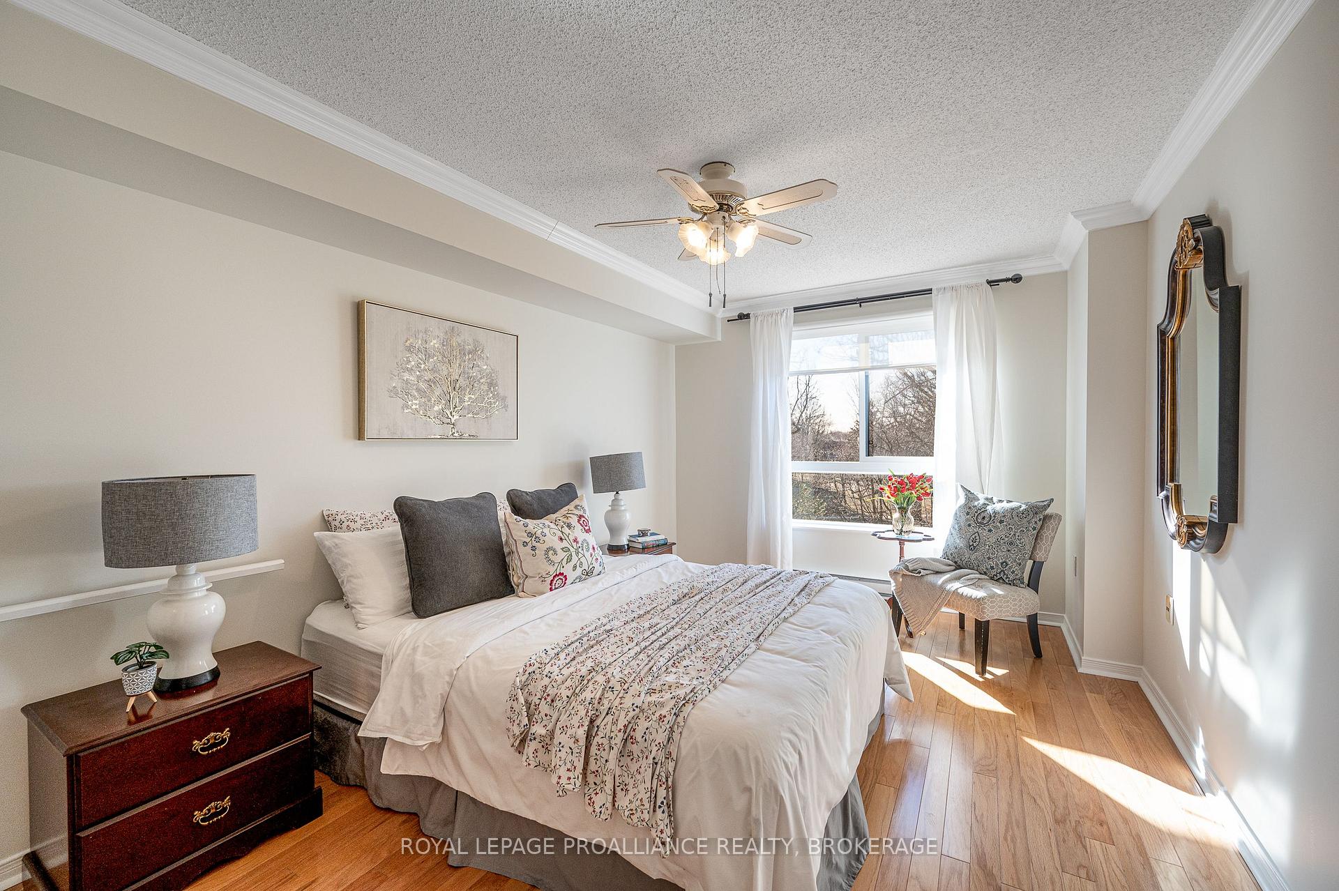 Photo 14 of Unit 408, 115 Barrett Court, Kingston, Kingston East (Incl Barret Crt) — HOMEH