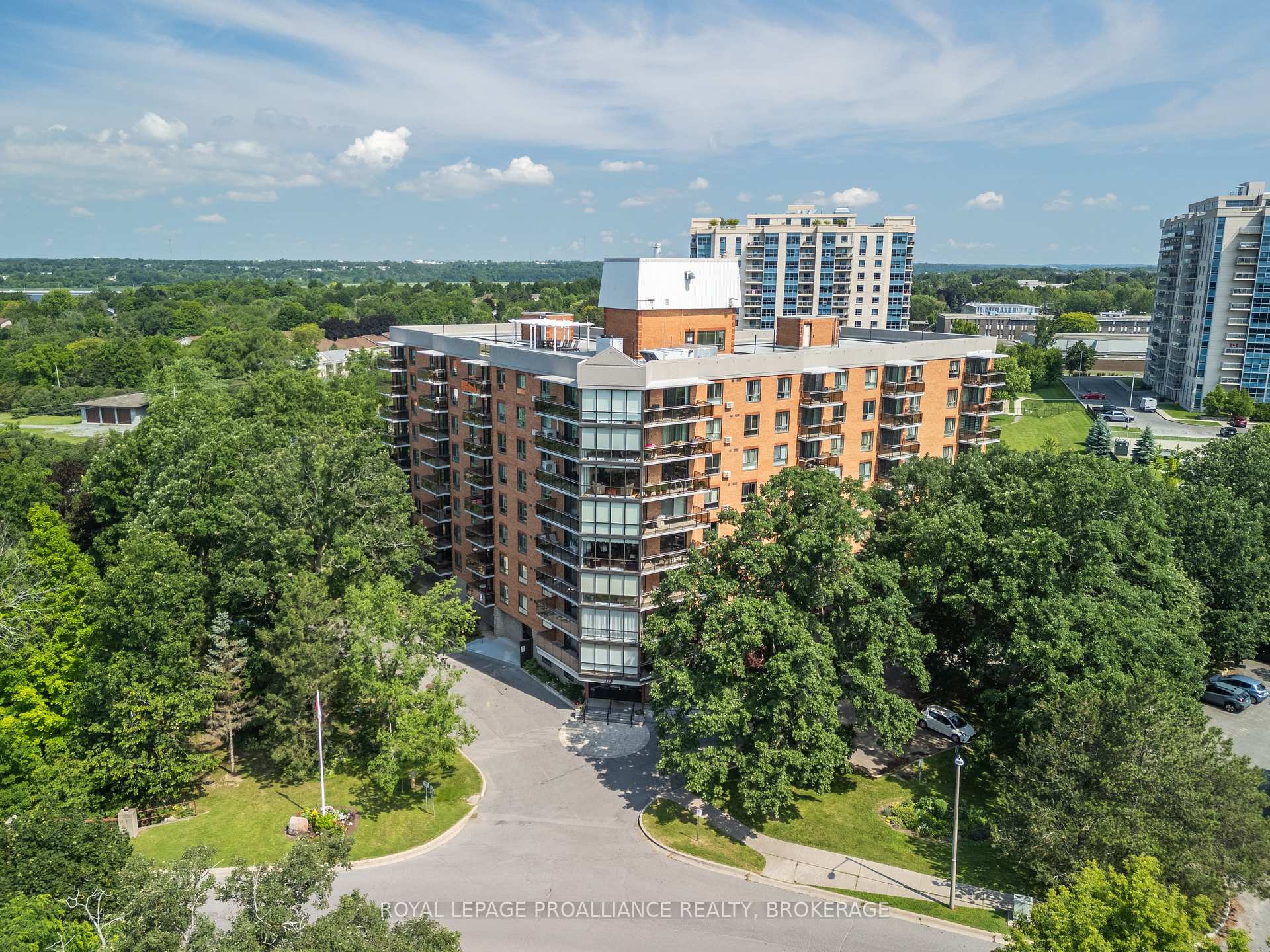 Photo 66 of Unit 408, 115 Barrett Court, Kingston, Kingston East (Incl Barret Crt) — HOMEH