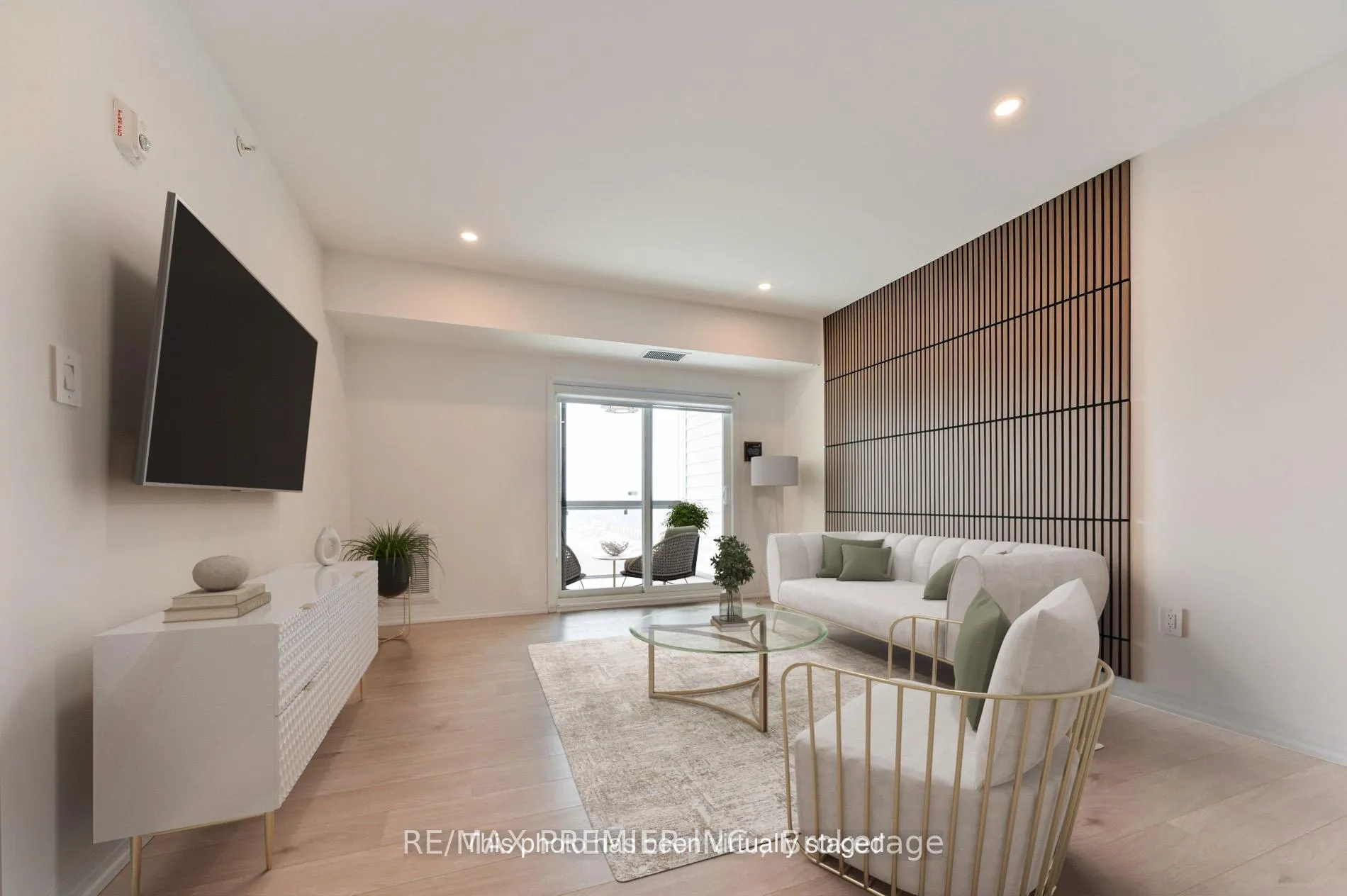 Photo 9 of Unit 603, 15 Kneeshaw Drive, Barrie, Rural Barrie Southeast — HOMEH