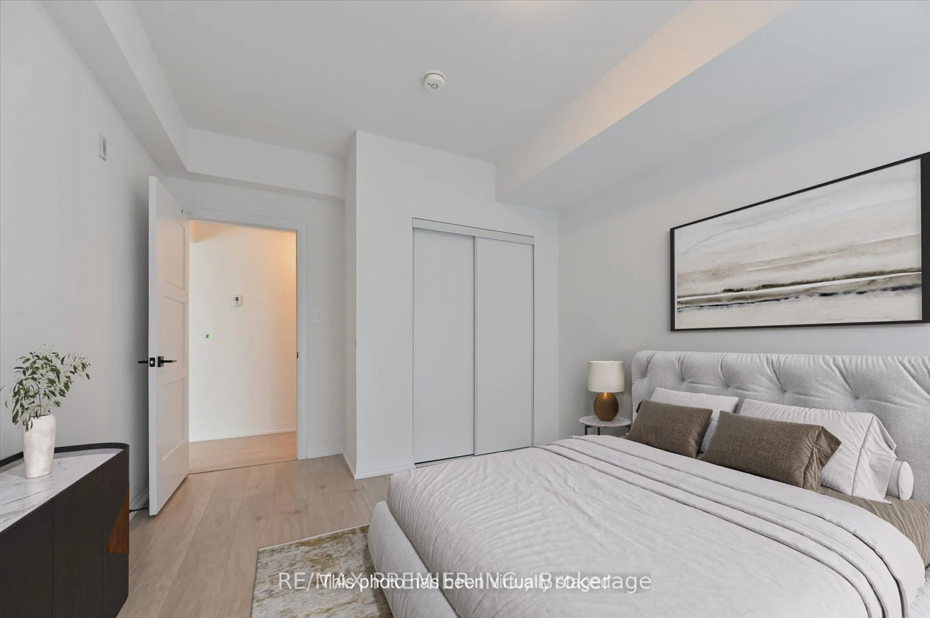 Photo 16 of Unit 603, 15 Kneeshaw Drive, Barrie, Rural Barrie Southeast — HOMEH