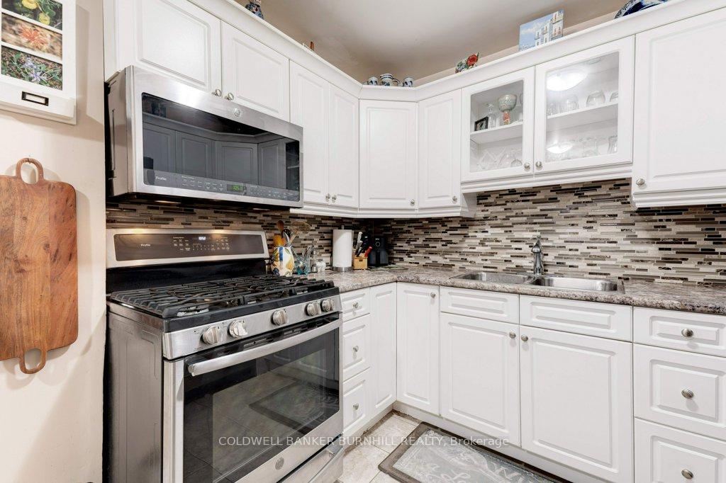 Photo 12 of Unit 41, 2301 Cavendish Drive, Burlington, Brant Hills — HOMEH