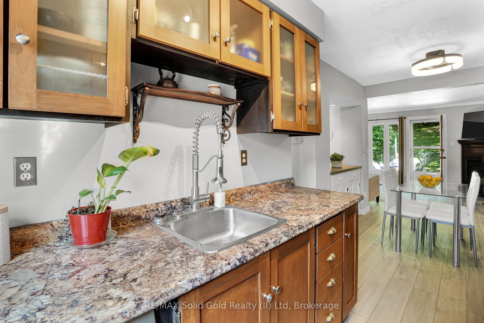 Photo 6 of Unit 34, 206 Green Valley Drive, Kitchener — HOMEH
