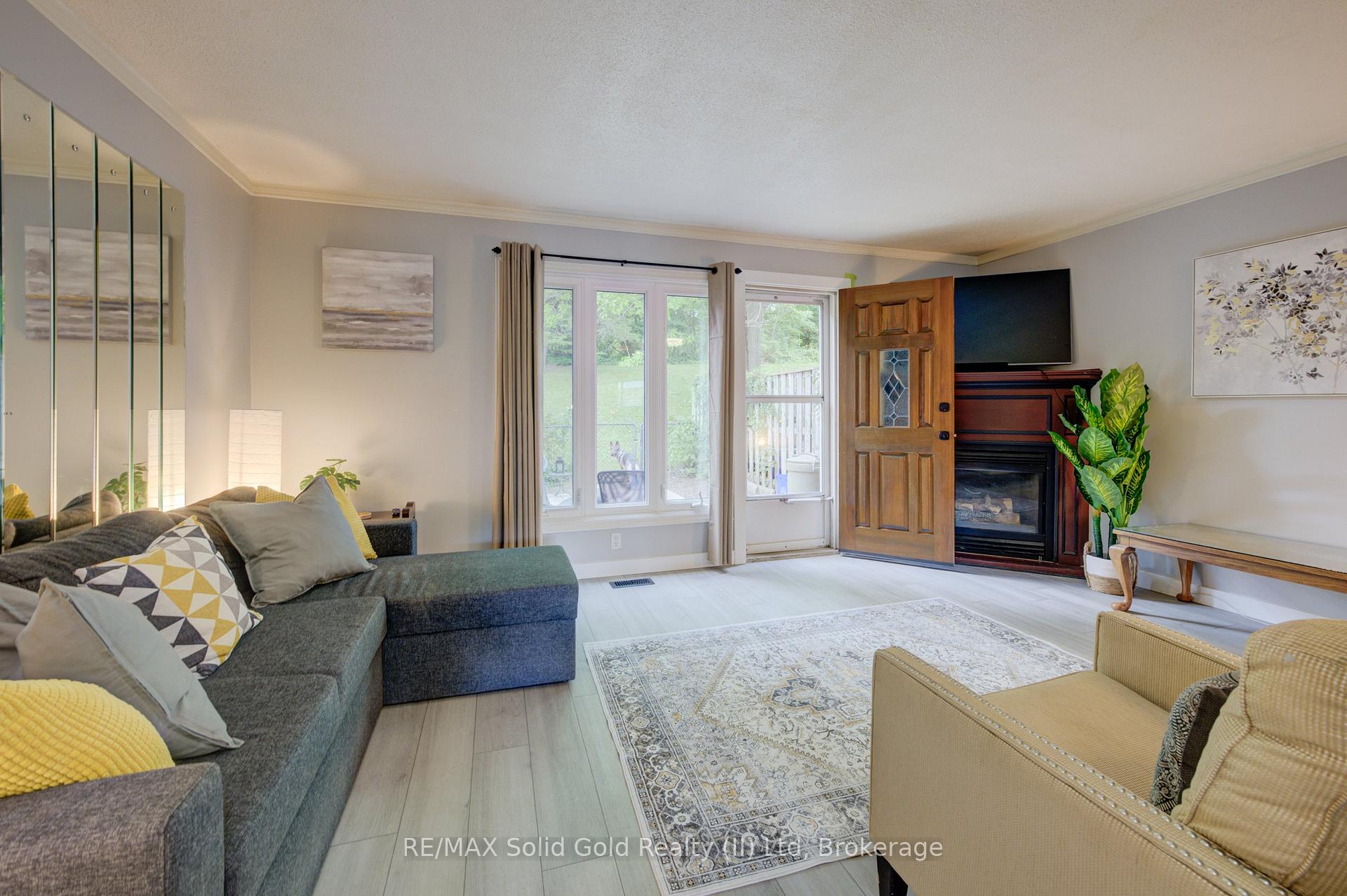 Photo 13 of Unit 34, 206 Green Valley Drive, Kitchener — HOMEH