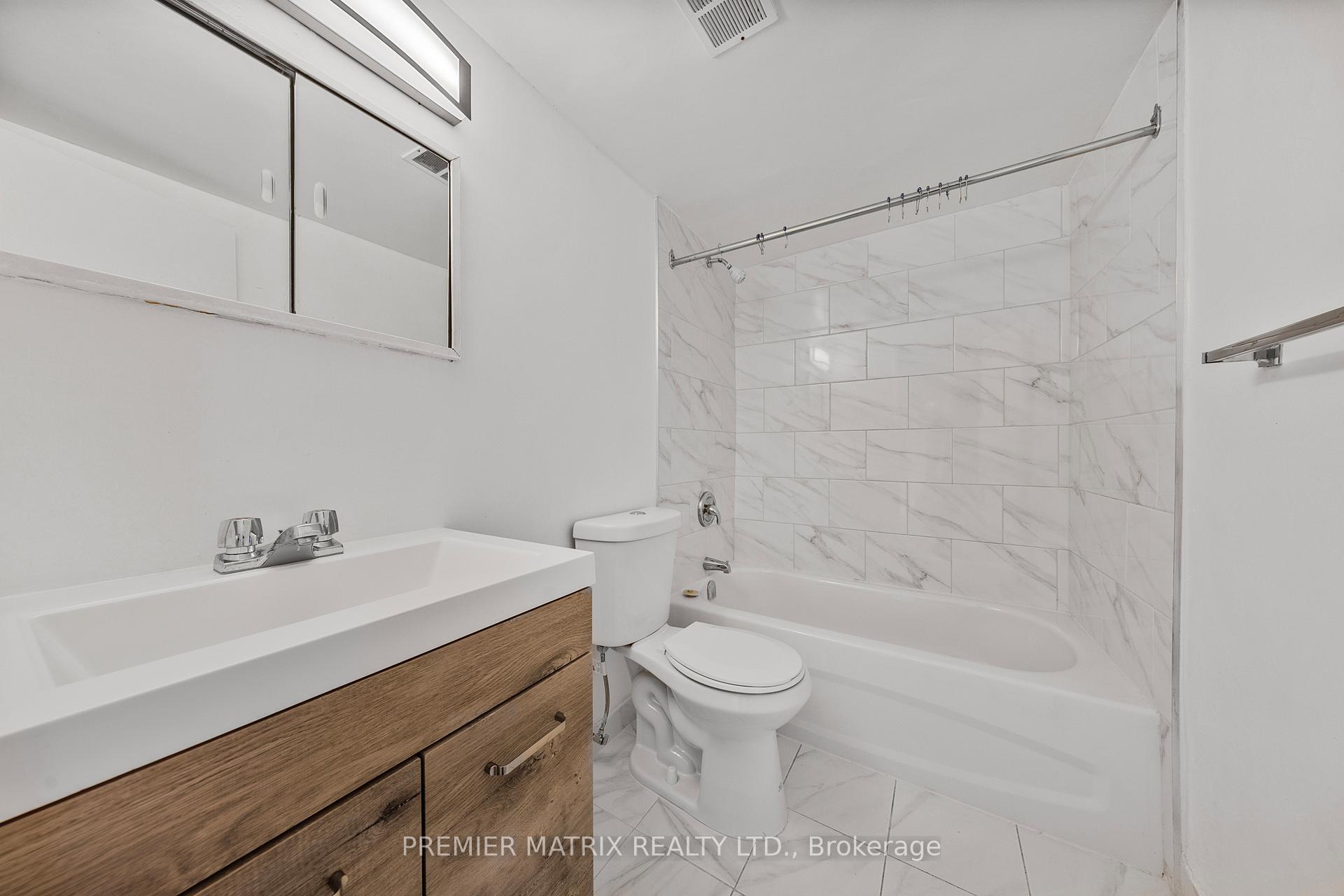 Photo 20 of Unit 1807, 65 Thorncliffe Park Drive, Toronto, Thorncliffe Park — HOMEH