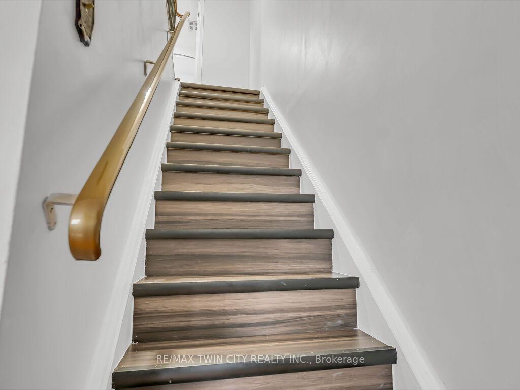 Photo 16 of Unit 21, 11 Grand River Boulevard, Kitchener — HOMEH