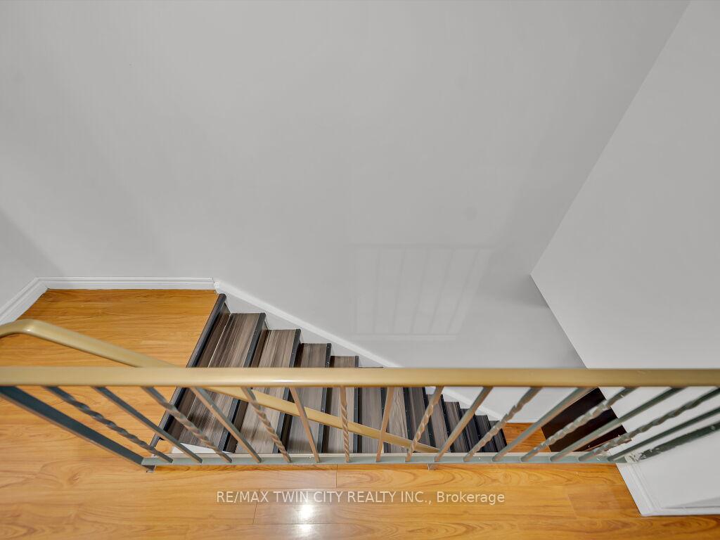 Photo 17 of Unit 21, 11 Grand River Boulevard, Kitchener — HOMEH