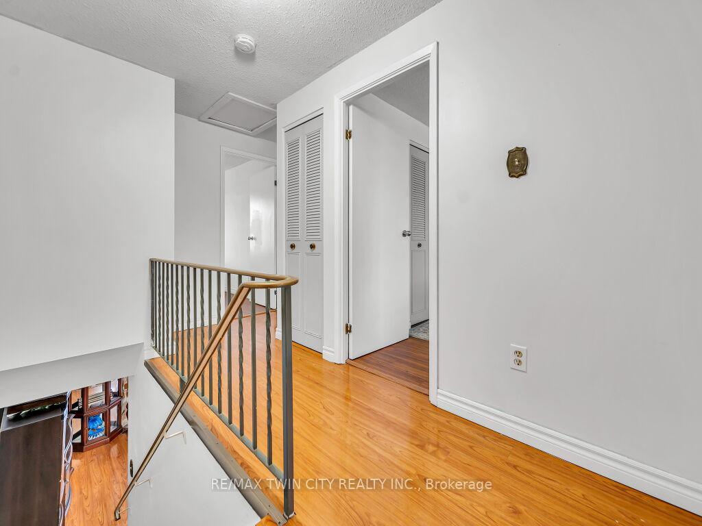 Photo 18 of Unit 21, 11 Grand River Boulevard, Kitchener — HOMEH