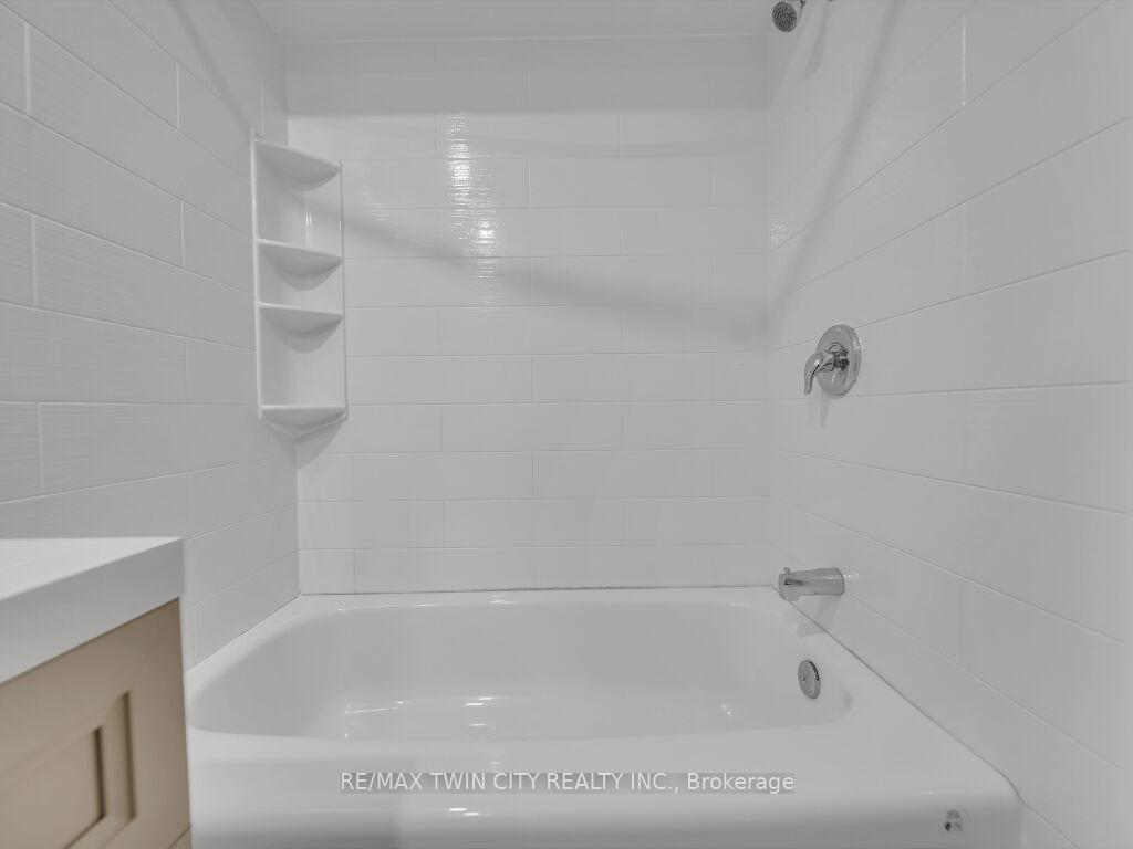 Photo 27 of Unit 21, 11 Grand River Boulevard, Kitchener — HOMEH