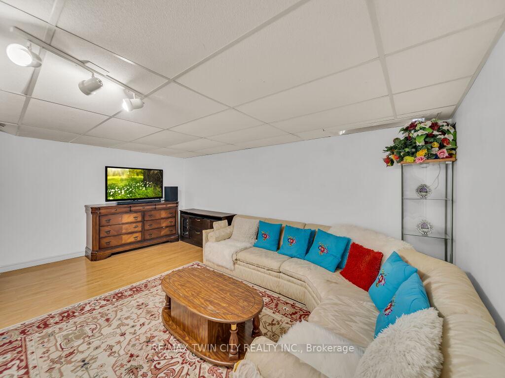 Photo 30 of Unit 21, 11 Grand River Boulevard, Kitchener — HOMEH