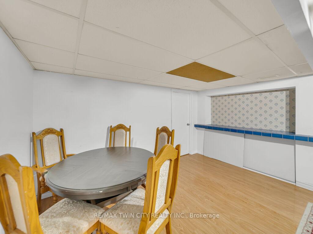 Photo 31 of Unit 21, 11 Grand River Boulevard, Kitchener — HOMEH