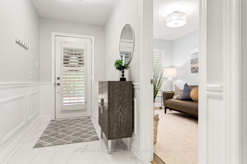 Photo 2 of Unit 33, 2350 New Street, Burlington, Brant — HOMEH