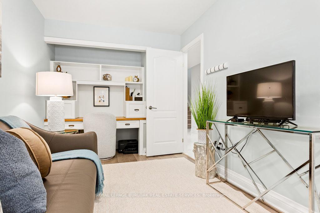 Photo 4 of Unit 33, 2350 New Street, Burlington, Brant — HOMEH