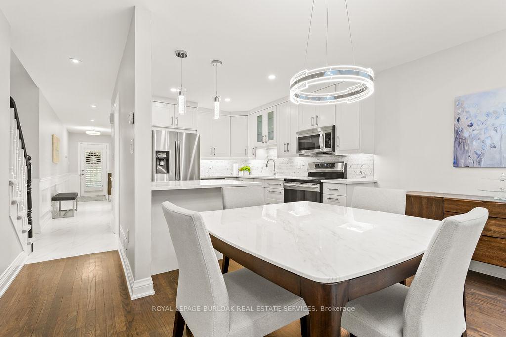 Photo 6 of Unit 33, 2350 New Street, Burlington, Brant — HOMEH
