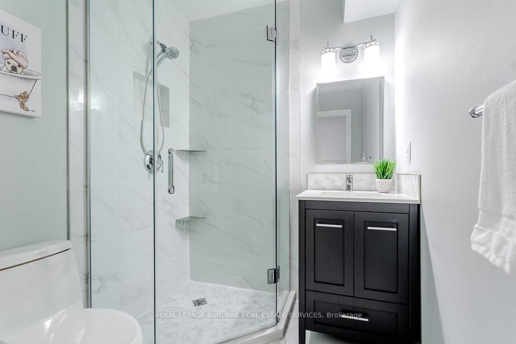 Photo 22 of Unit 33, 2350 New Street, Burlington, Brant — HOMEH