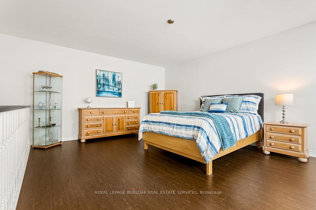 Photo 25 of Unit 33, 2350 New Street, Burlington, Brant — HOMEH