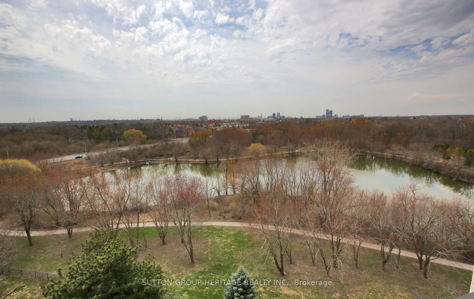 Photo 14 of Unit 910, 55 Austin Drive, Markham, Markville — HOMEH