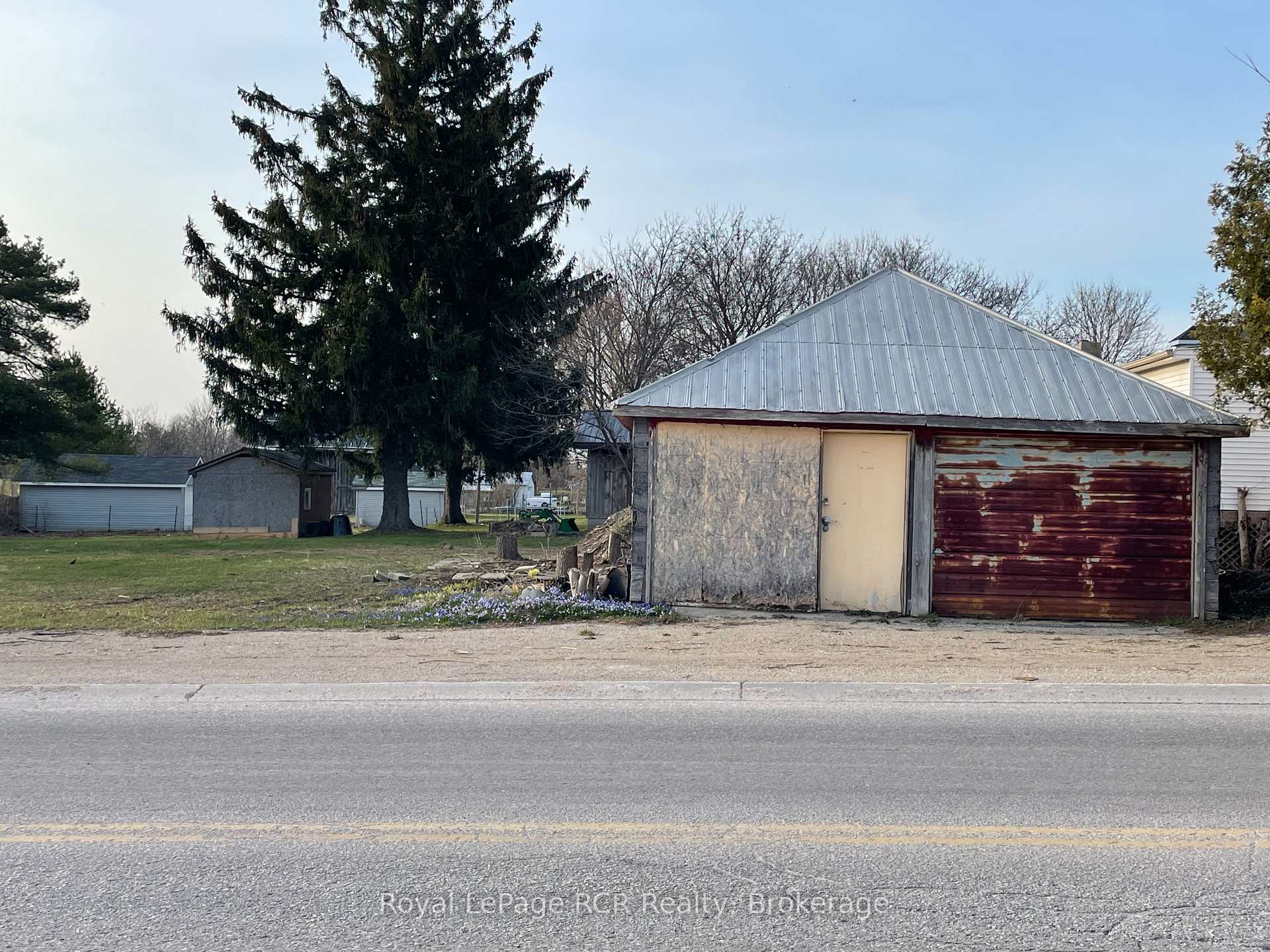 Photo 6 of 136188 Grey Rd 40, Chatsworth — HOMEH