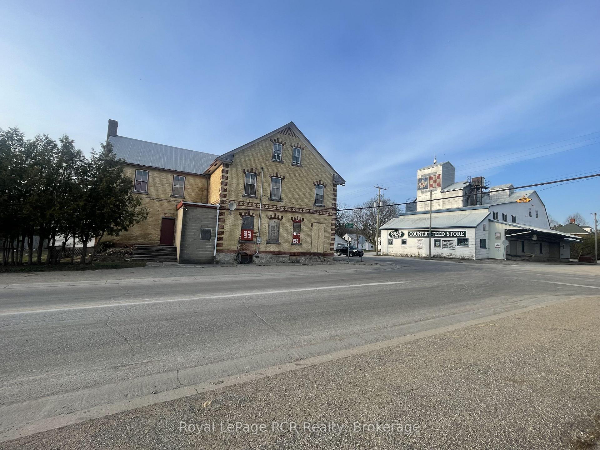 Photo 7 of 136188 Grey Rd 40, Chatsworth — HOMEH