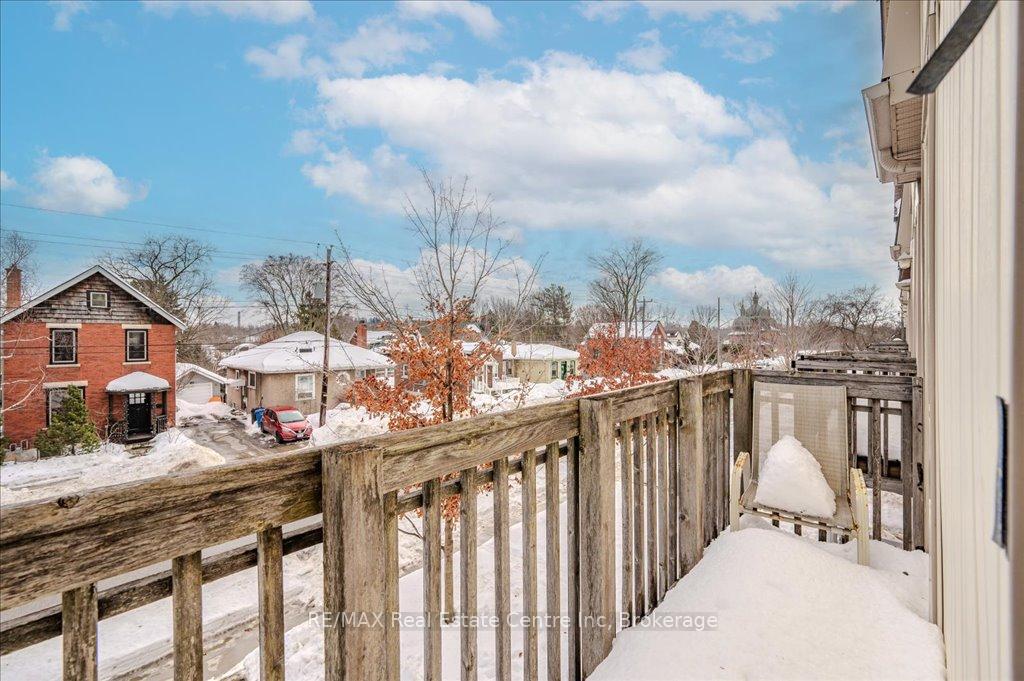Photo 9 of Unit 15, 142 York Road, Guelph, St. Patrick's Ward — HOMEH
