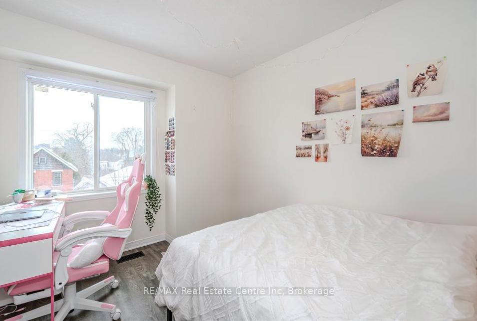 Photo 11 of Unit 15, 142 York Road, Guelph, St. Patrick's Ward — HOMEH