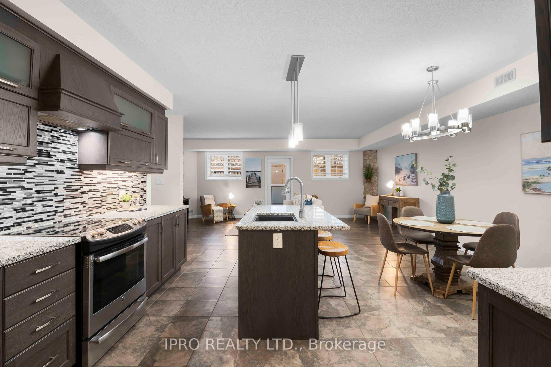 Photo 16 of Unit B, 201 Rachel Crescent, Kitchener, Huron Park — HOMEH