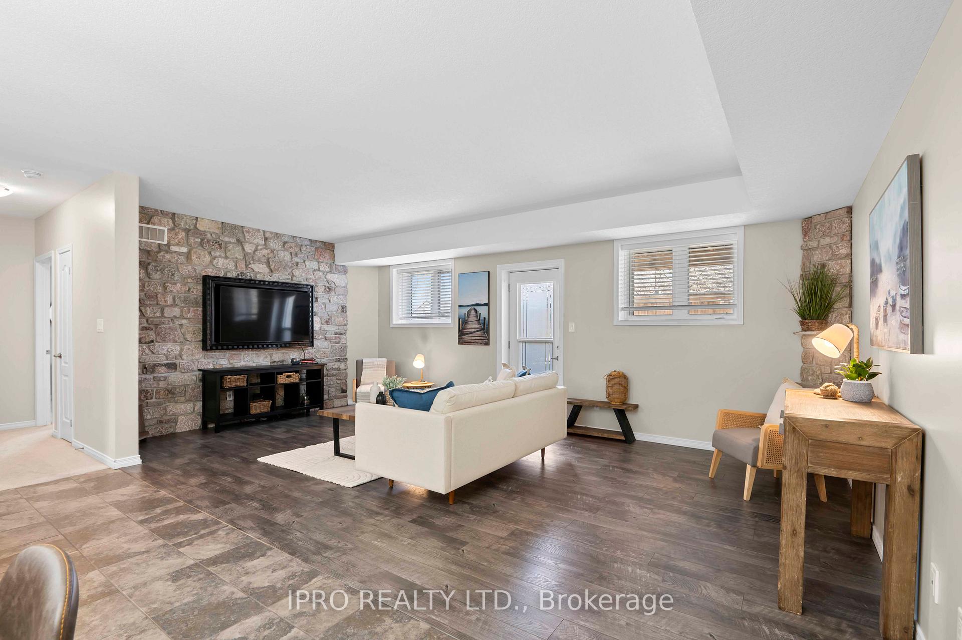 Photo 28 of Unit B, 201 Rachel Crescent, Kitchener, Huron Park — HOMEH