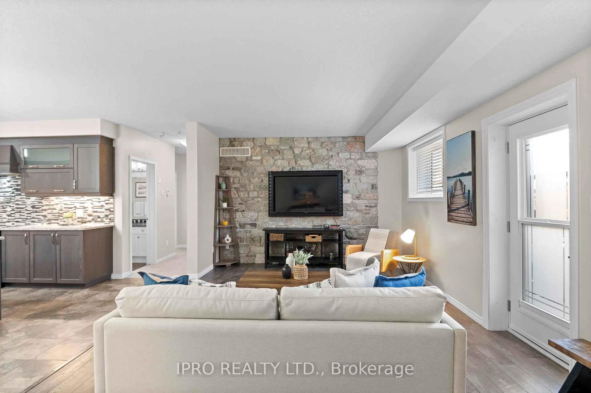 Photo 31 of Unit B, 201 Rachel Crescent, Kitchener, Huron Park — HOMEH
