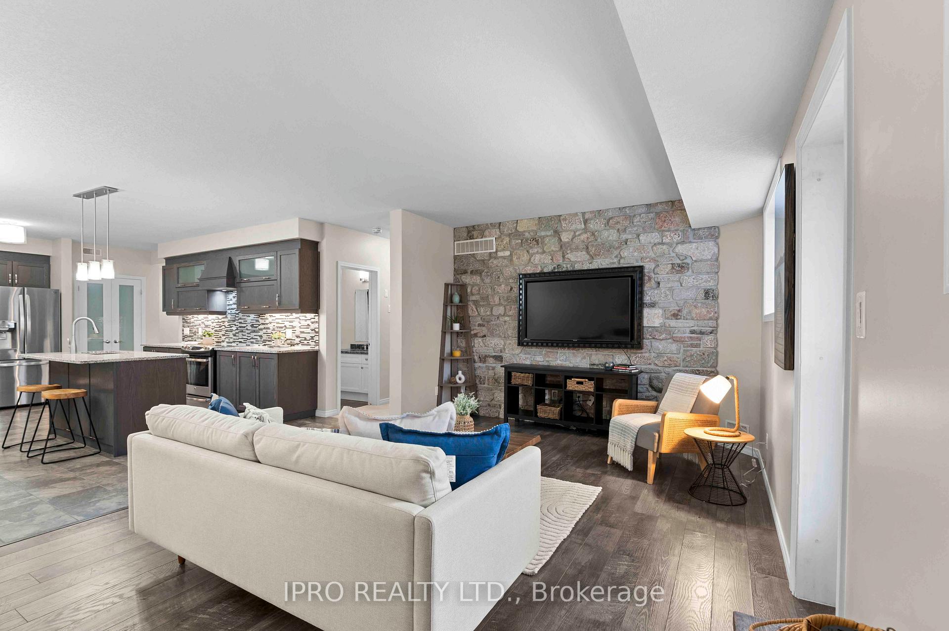 Photo 32 of Unit B, 201 Rachel Crescent, Kitchener, Huron Park — HOMEH