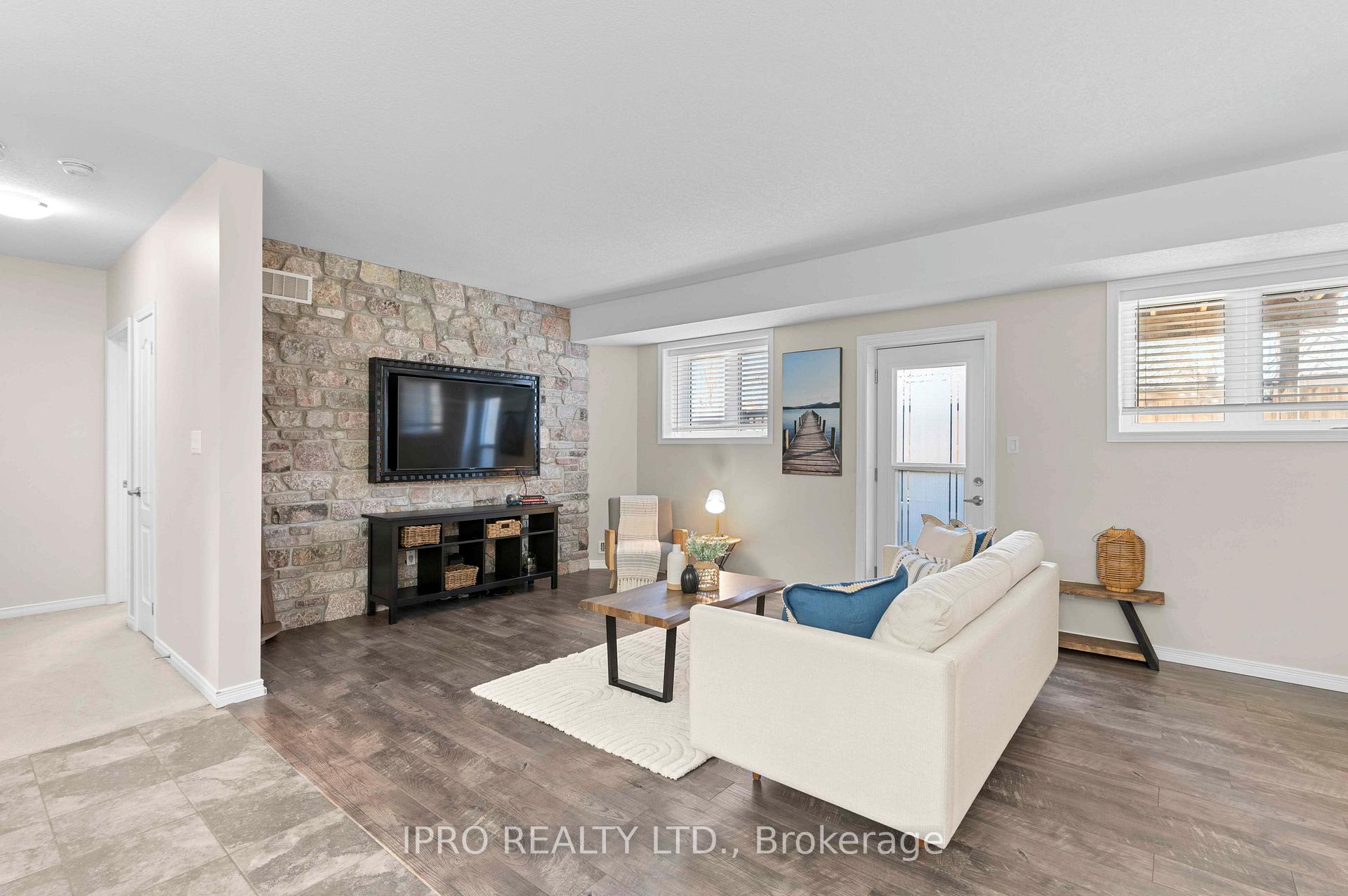 Photo 36 of Unit B, 201 Rachel Crescent, Kitchener, Huron Park — HOMEH
