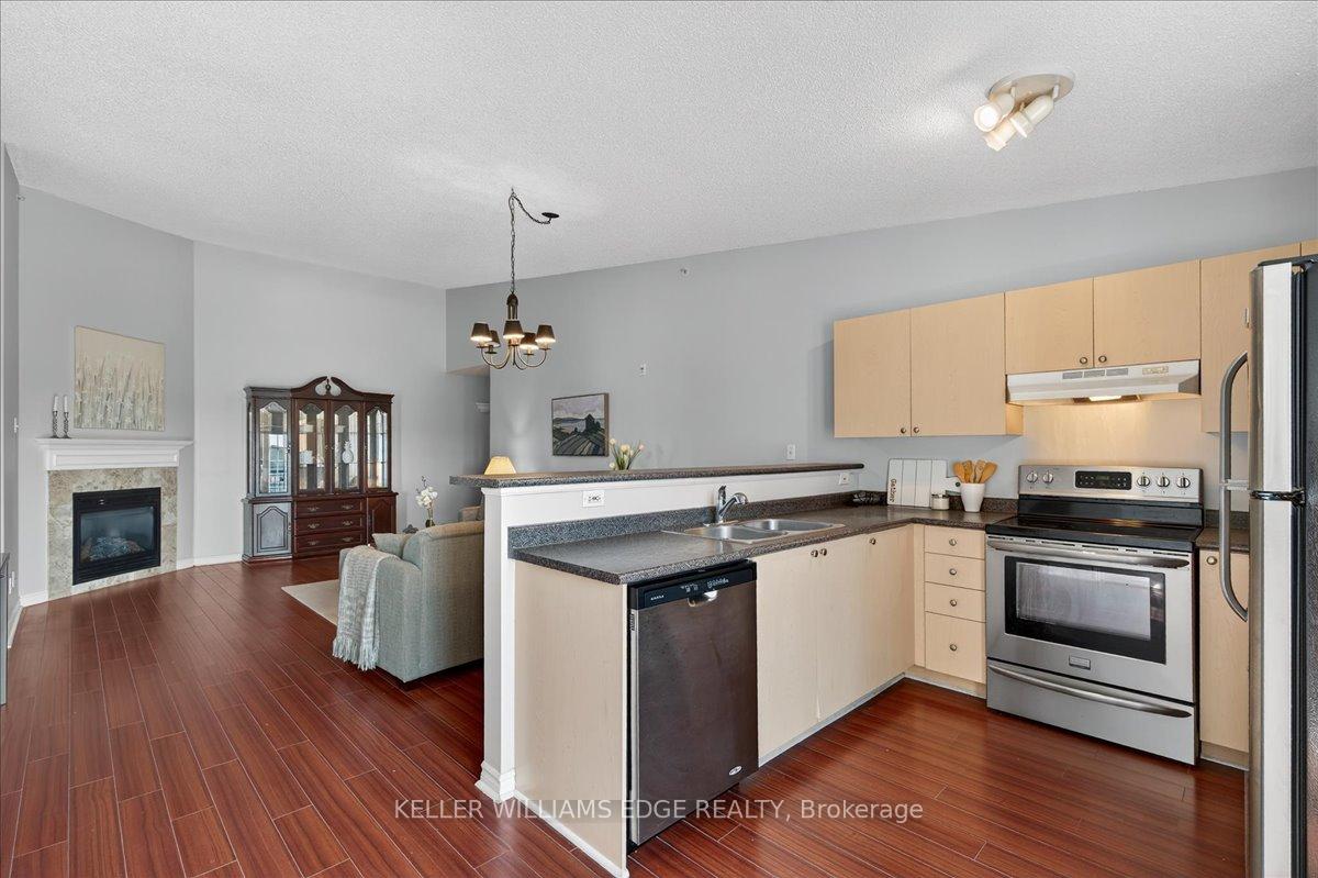 Photo 13 of Unit 402, 2055 Appleby Line, Burlington, Uptown — HOMEH