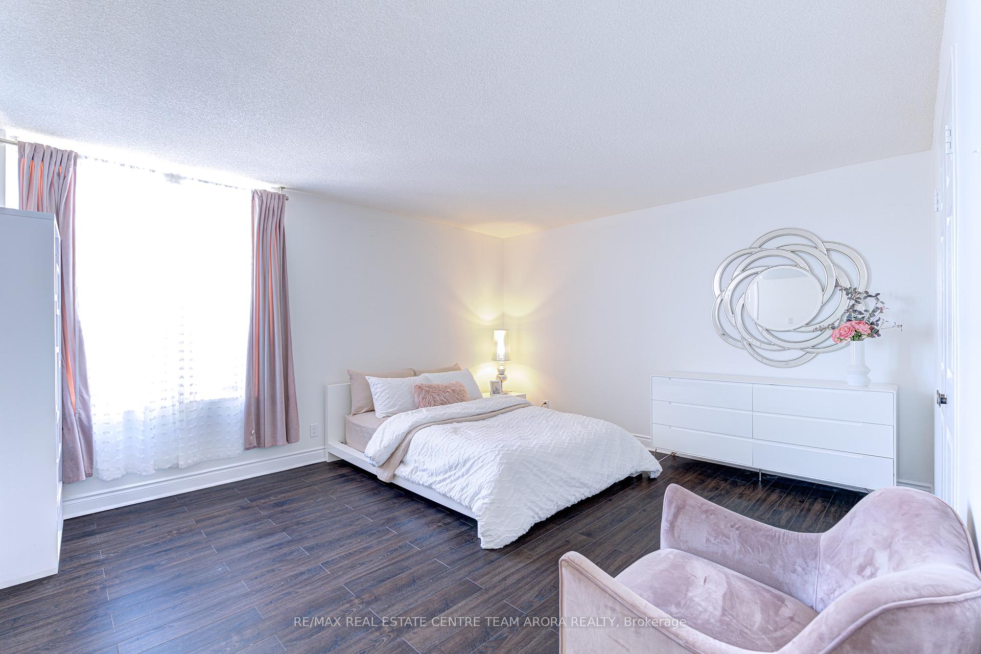 Photo 15 of Unit 2203, 195 Wynford Drive, Toronto, Flemingdon Park — HOMEH