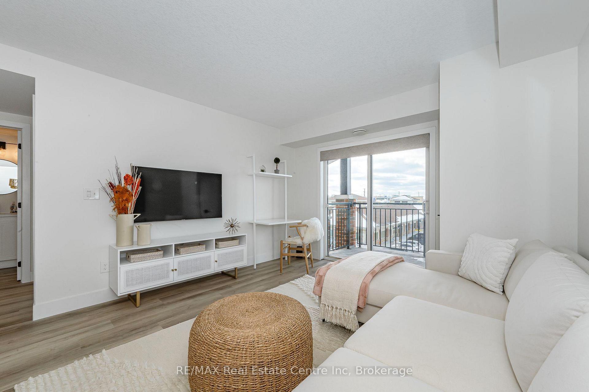 Photo 6 of Unit 403, 45 Goodwin Drive, Guelph, Pineridge/Westminster Woods — HOMEH