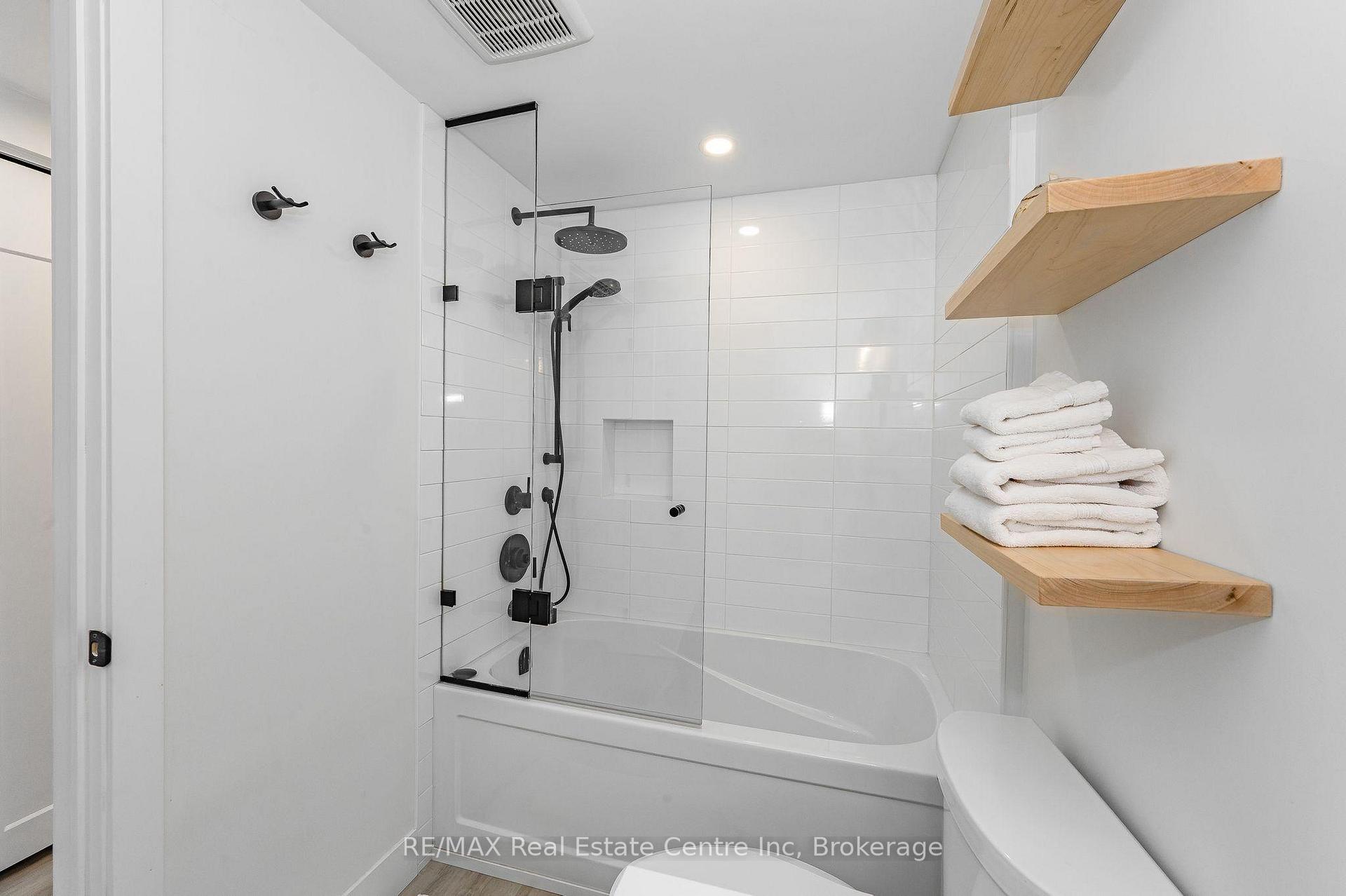 Photo 16 of Unit 403, 45 Goodwin Drive, Guelph, Pineridge/Westminster Woods — HOMEH