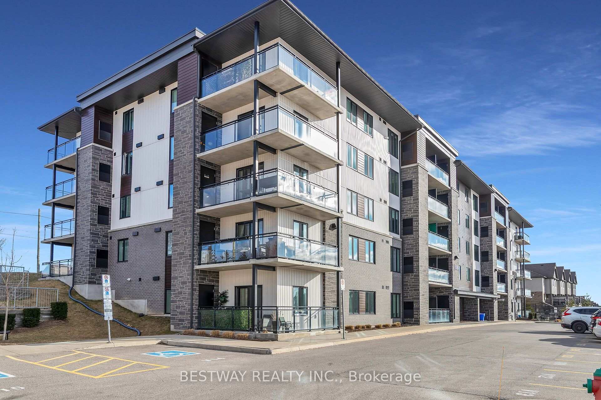 Photo 2 of Unit 407, 108 Summit Ridge Drive, Guelph, Grange Road — HOMEH