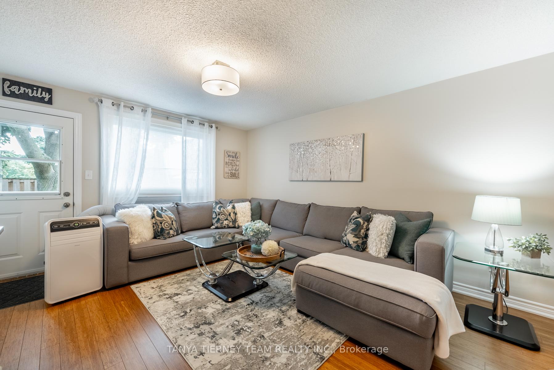 Photo 12 of Unit 24, 120 Nonquon Road, Oshawa, Centennial — HOMEH