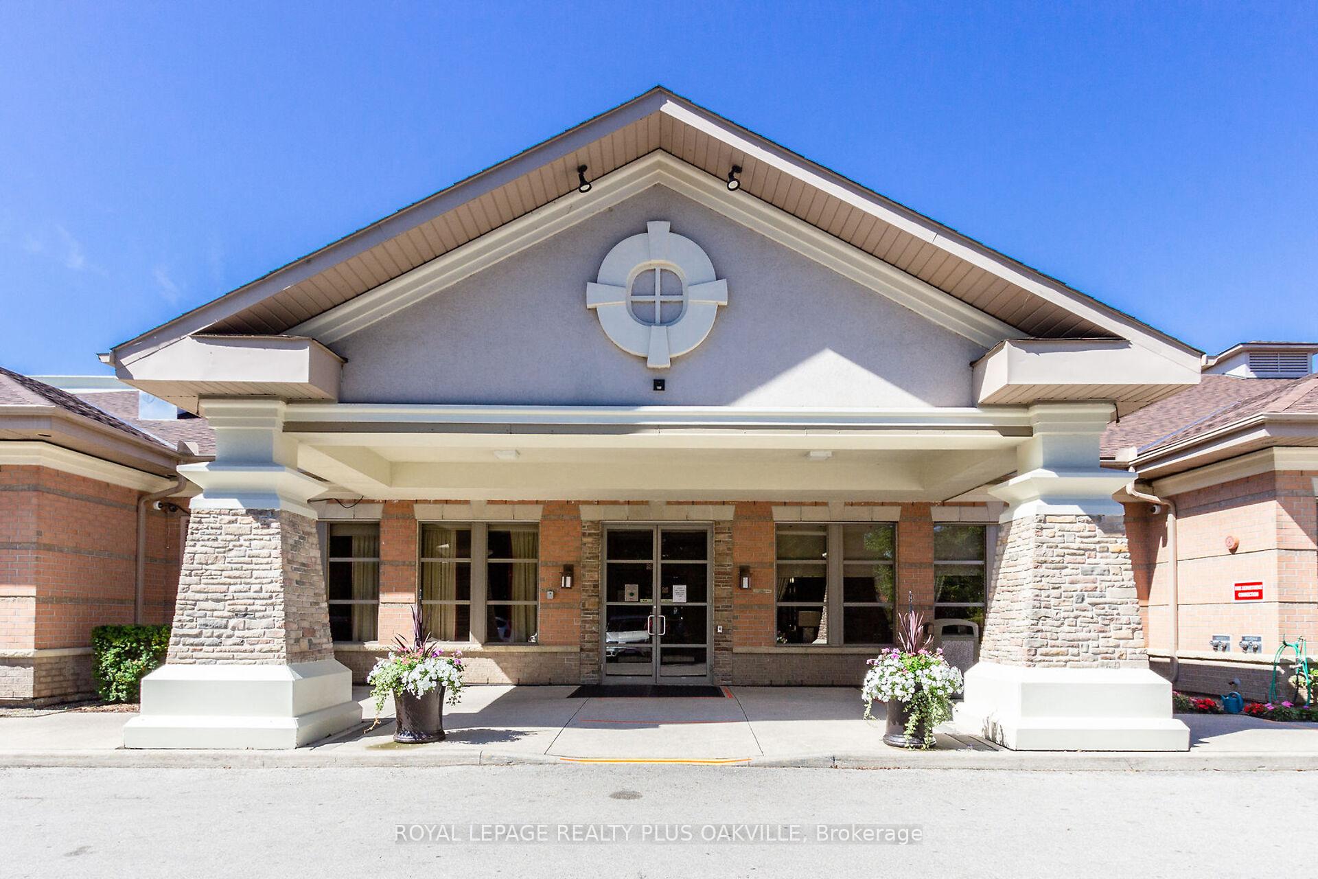 Photo 1 of Unit 1215, 100 Burloak Drive, Burlington, Appleby — HOMEH