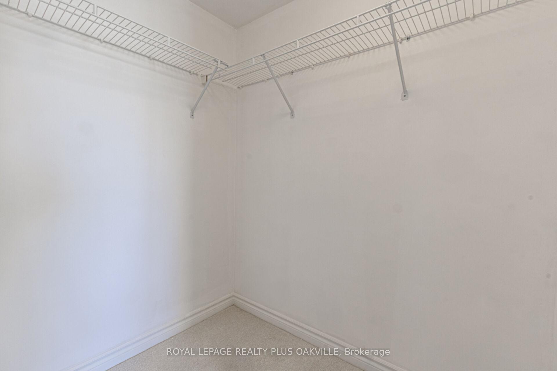 Photo 15 of Unit 1215, 100 Burloak Drive, Burlington, Appleby — HOMEH
