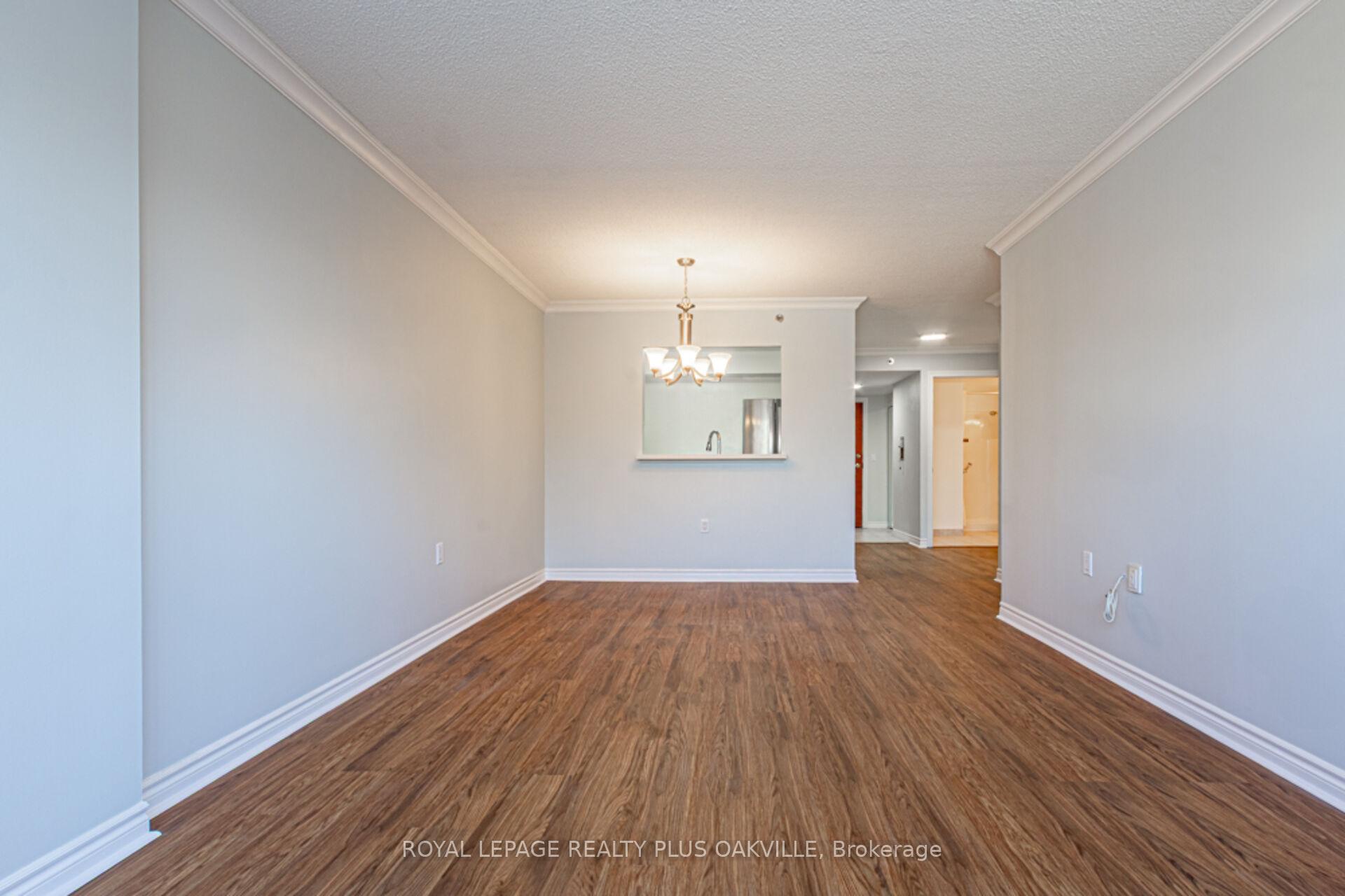 Photo 17 of Unit 1215, 100 Burloak Drive, Burlington, Appleby — HOMEH