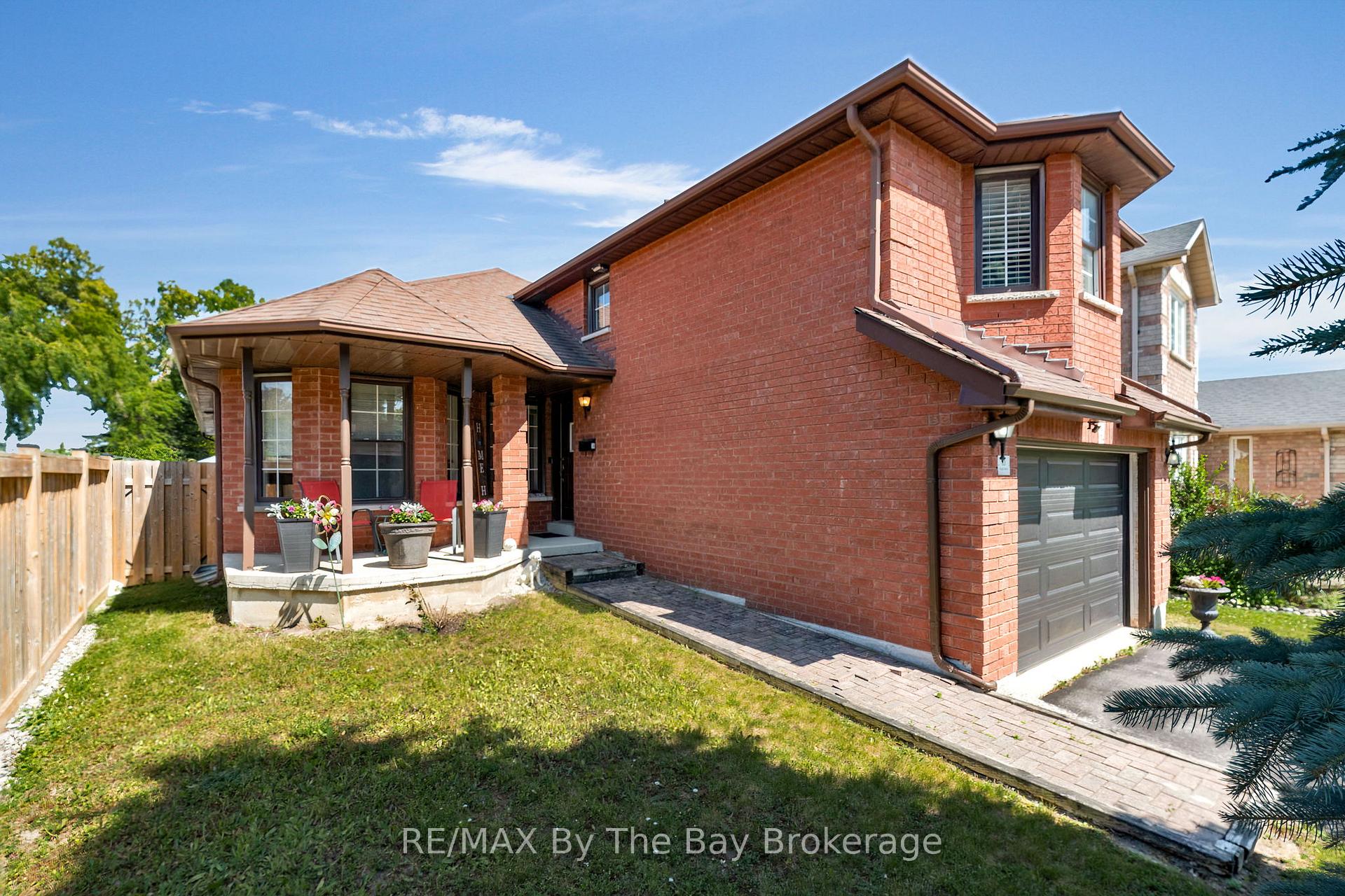Photo 2 of 83 Ward Drive, Barrie, Painswick South — HOMEH