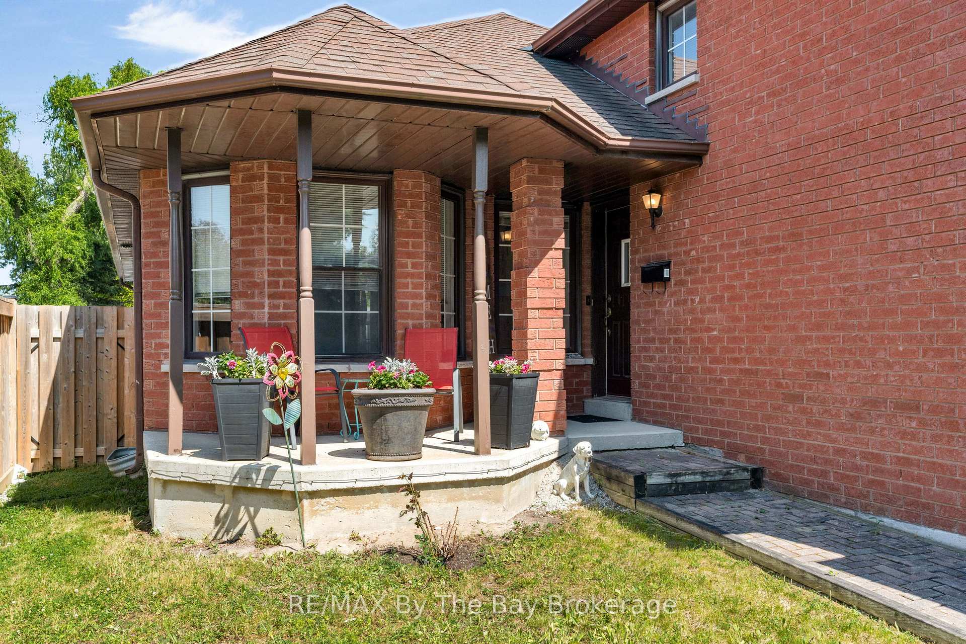 Photo 3 of 83 Ward Drive, Barrie, Painswick South — HOMEH
