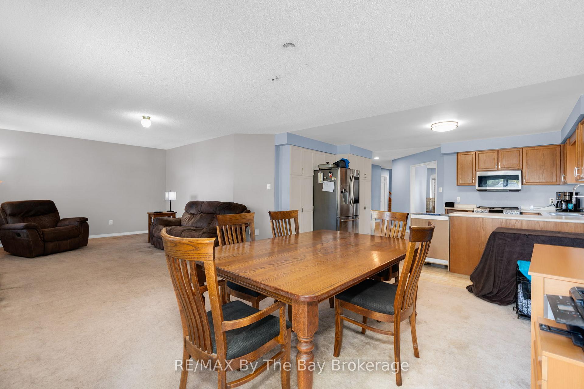 Photo 12 of 83 Ward Drive, Barrie, Painswick South — HOMEH